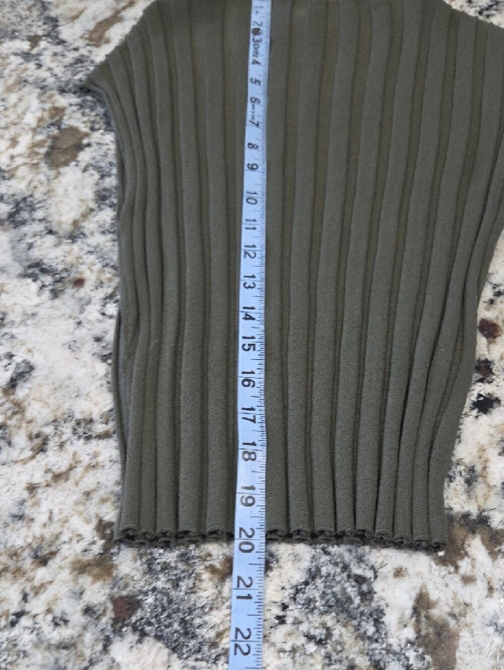Simons Olive Ribbed Knit Top - Picture 5 of 5